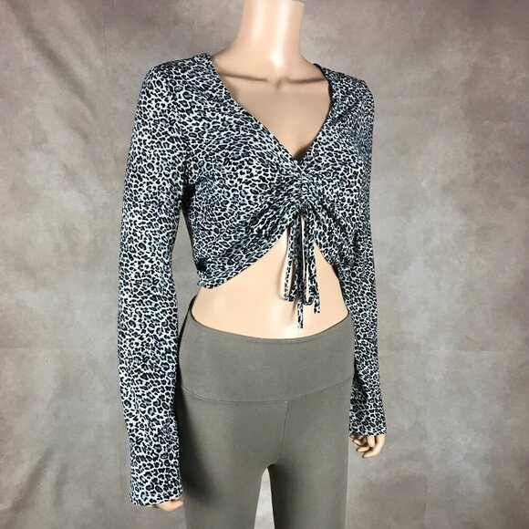 SHEIN Bell Sleeve Crop Top NWOT 8-10 - Picture 5 of 11